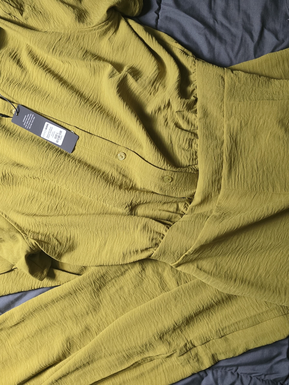 NWT Fashion Nova Chartreuse Mackenzie Short Sleeve Jumpsuit (L) - Picture 4 of 6